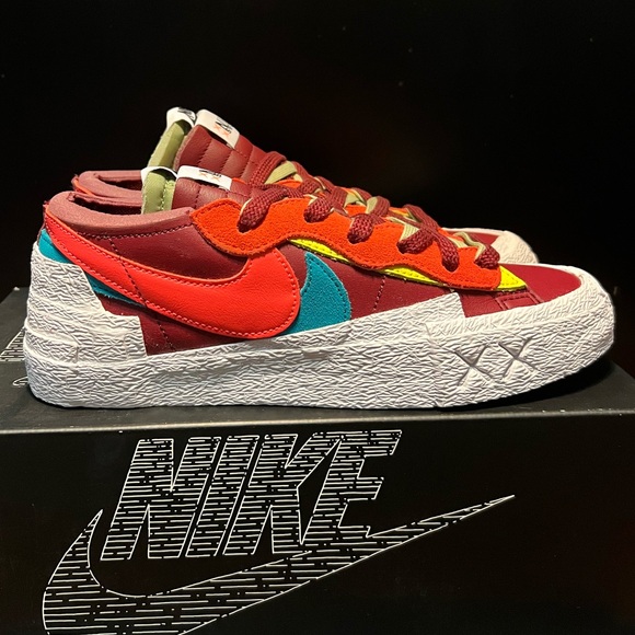 Nike Blazer Low sacai KAWS Red NIB - Picture 2 of 8